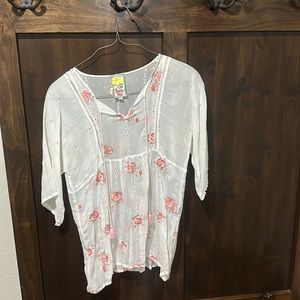 Johnny was silk blouse